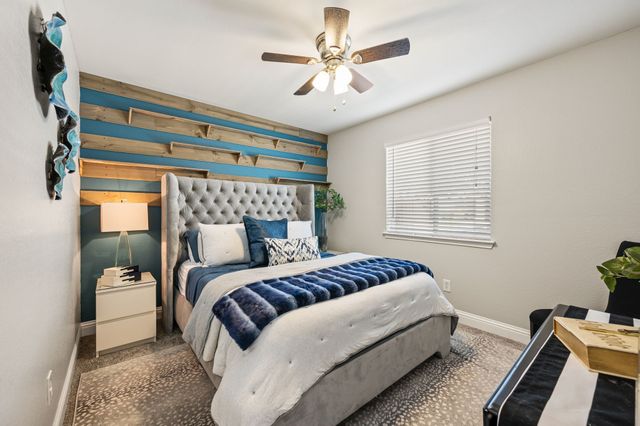4136 Justin Drive, Fort Worth, TX 76244