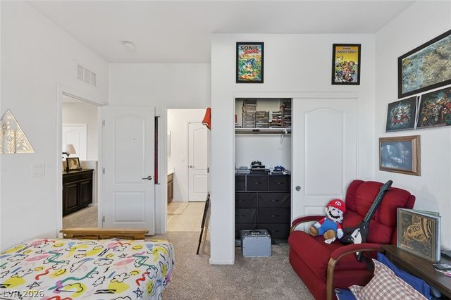 10615 College Hill Avenue, Las Vegas, NV 89166