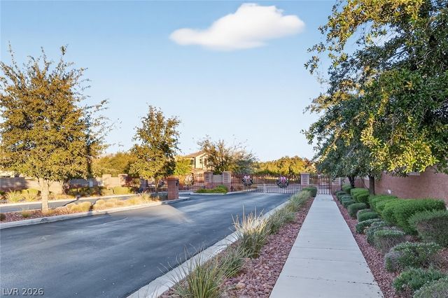 10615 College Hill Avenue, Las Vegas, NV 89166