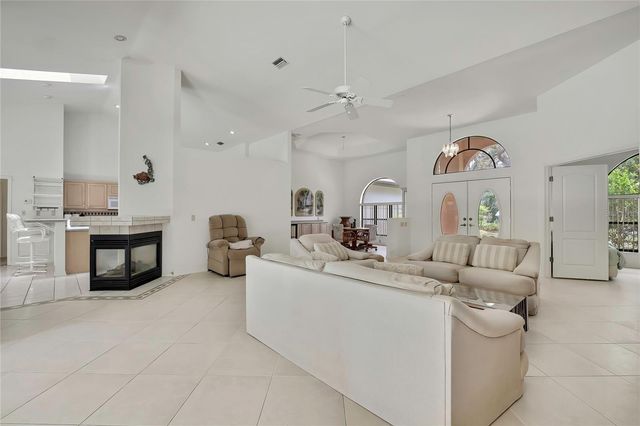 862 W NATIONAL STREET, Hernando, FL 34442