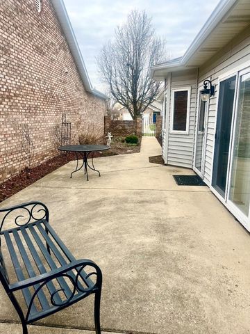 1649 Redbud Drive, Hobart, IN 46342