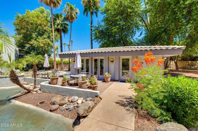 5211 N 24TH Street 105, Phoenix, AZ 85016
