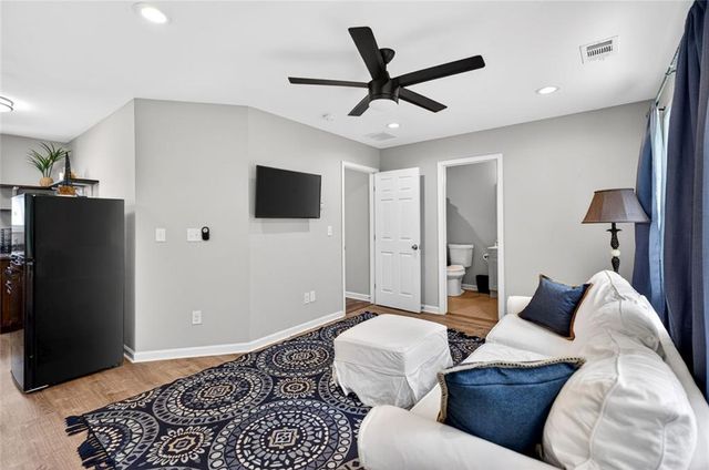 1895 Defoor Avenue NW, Atlanta, GA 30318
