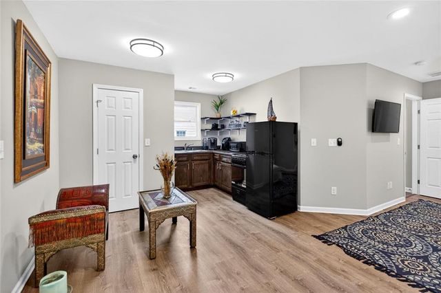 1895 Defoor Avenue NW, Atlanta, GA 30318