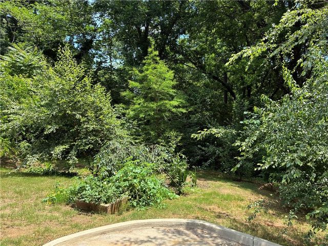 1895 Defoor Avenue NW, Atlanta, GA 30318