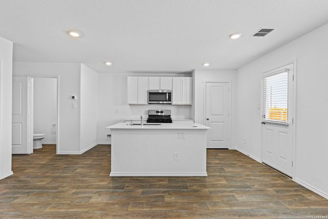 4255 Marjoram Landing, Von Ormy, TX 78073