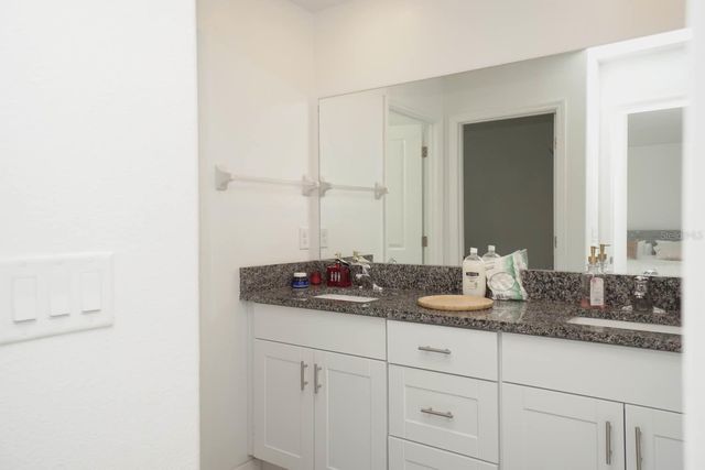 6417 TEN ACRE COURT, Zephyrhills, FL 33541