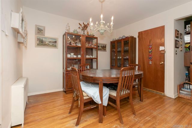 810 Neill Avenue, Bronx, NY 10462