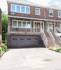810 Neill Avenue, Bronx, NY 10462