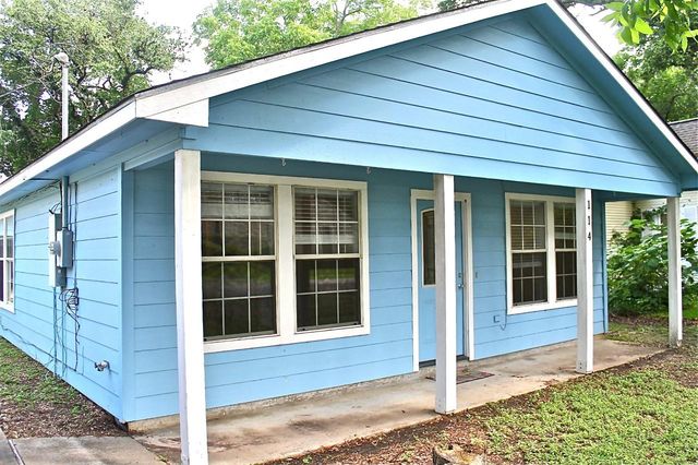 114 E Wilkins Street, League City, TX 77573