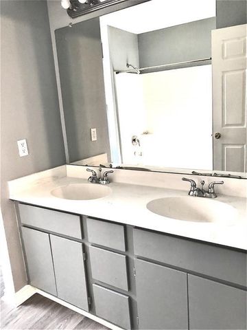 114 E Wilkins Street, League City, TX 77573