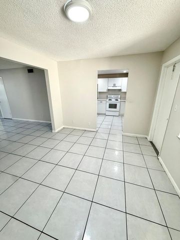 3880 Woodside Drive, Coral Springs, FL 33065