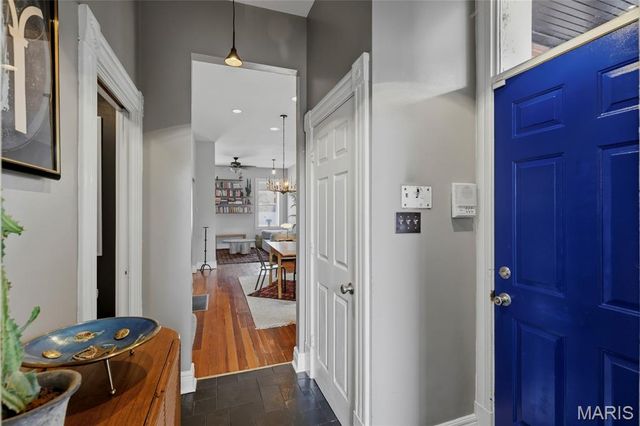 1906 Wyoming Street, St Louis, MO 63118