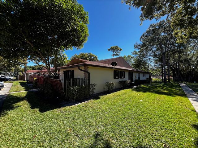 4296 Woodstock Dr A, West Palm Beach, FL 33409