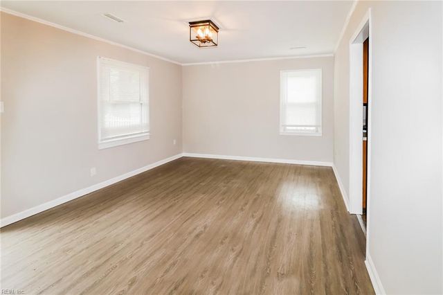 5111 81st ST, Hampton, VA 23605