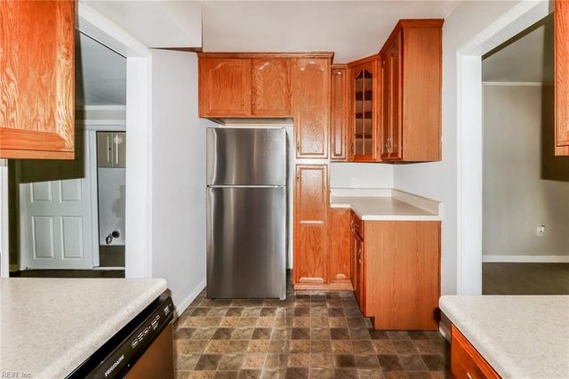 5111 81st ST, Hampton, VA 23605