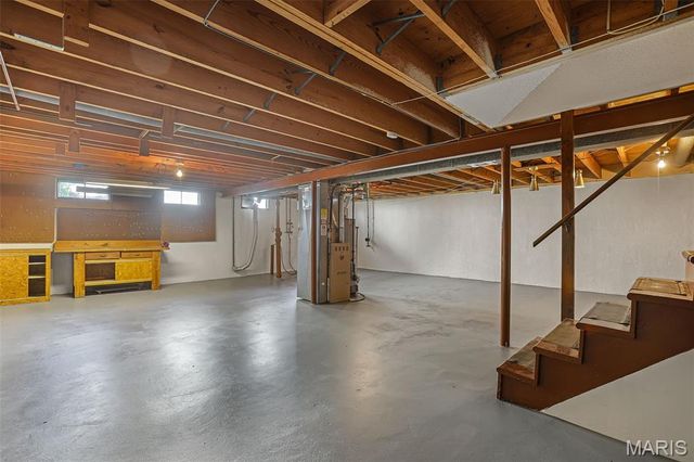 7443 Foxfield Drive, Hazelwood, MO 63042