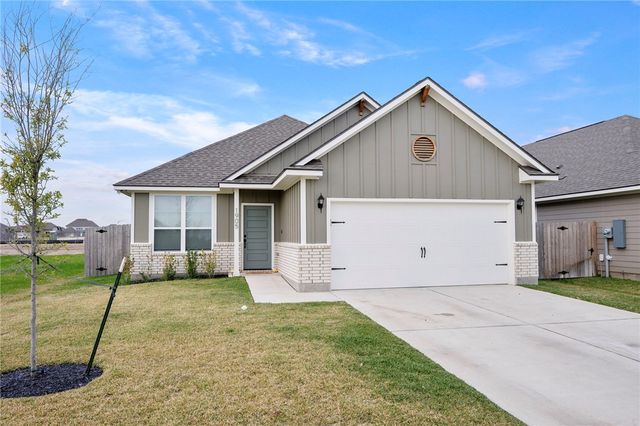 1905 Stubbs Drive, Bryan, TX 77807