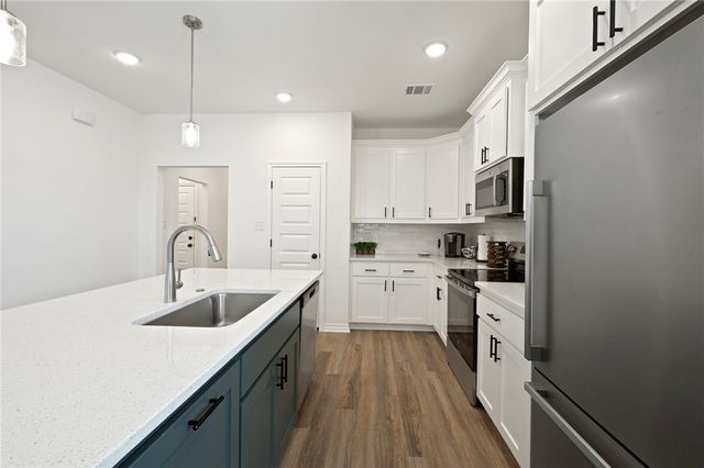 1905 Stubbs Drive, Bryan, TX 77807