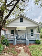 413 Grace Street S, Wilson, NC 27893