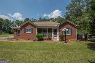 611 Bernhard Road, Fayetteville, GA 30215