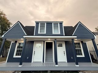 5238 Pease St 2, Houston, TX 77023