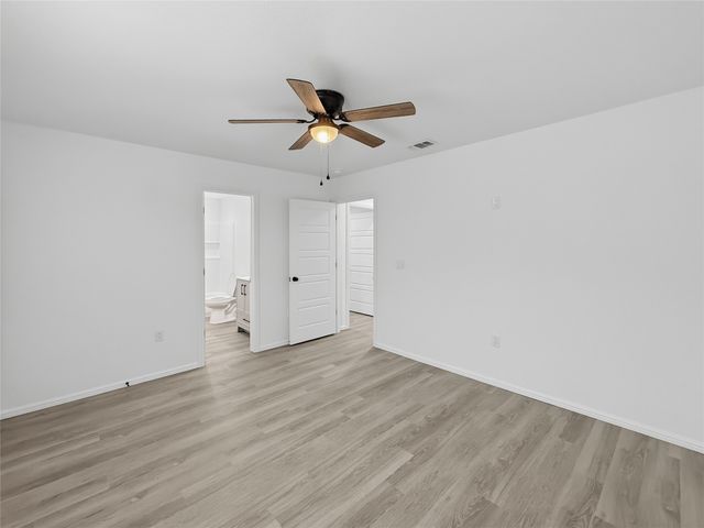 919 Arkansas River Drive, Granbury, TX 76048