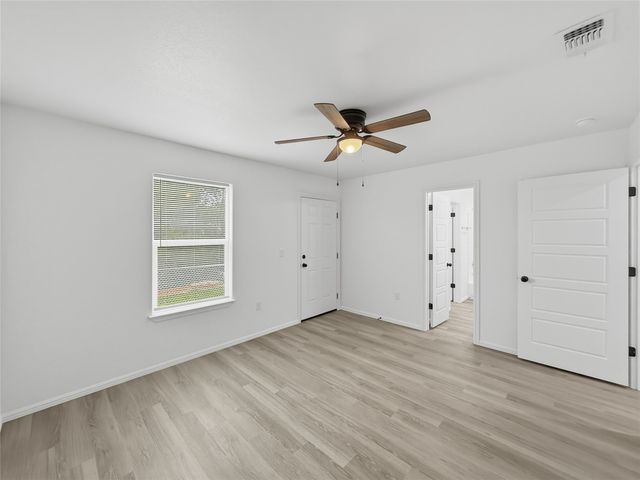 919 Arkansas River Drive, Granbury, TX 76048