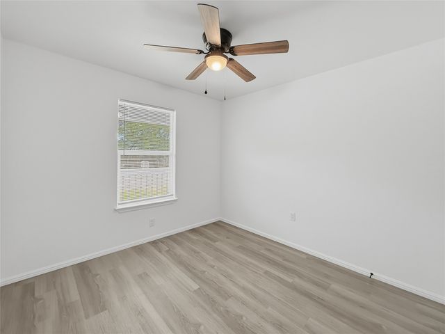 919 Arkansas River Drive, Granbury, TX 76048