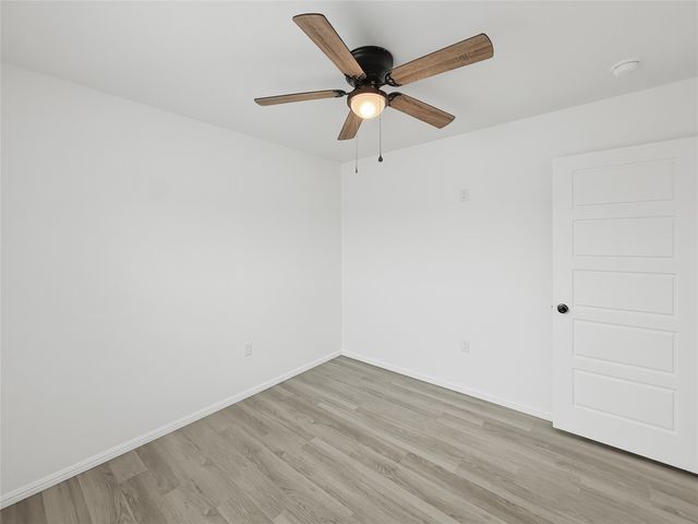 919 Arkansas River Drive, Granbury, TX 76048