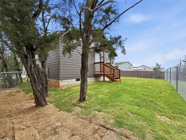 919 Arkansas River Drive, Granbury, TX 76048