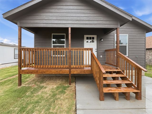 919 Arkansas River Drive, Granbury, TX 76048