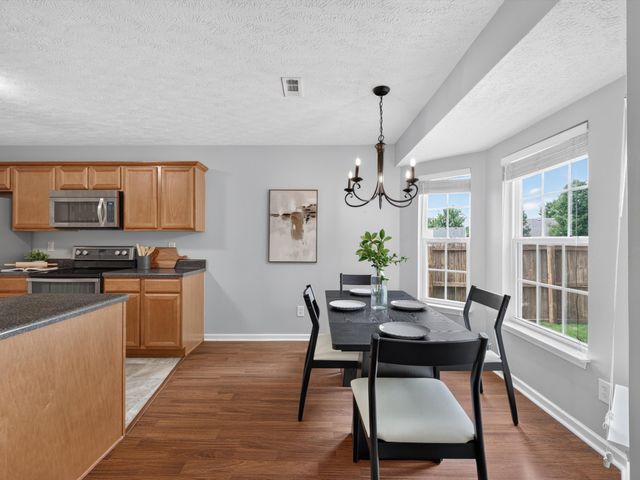 2132 Deer Valley Dr, Spring Hill, TN 37174