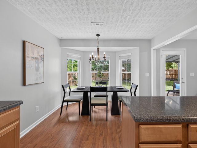 2132 Deer Valley Dr, Spring Hill, TN 37174
