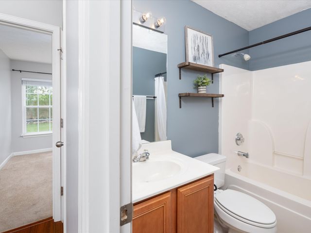 2132 Deer Valley Dr, Spring Hill, TN 37174