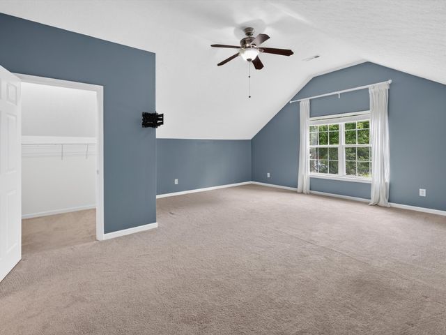 2132 Deer Valley Dr, Spring Hill, TN 37174