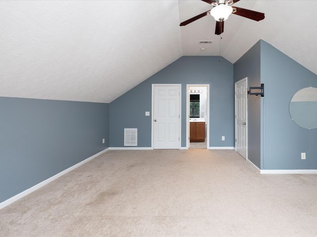 2132 Deer Valley Dr, Spring Hill, TN 37174