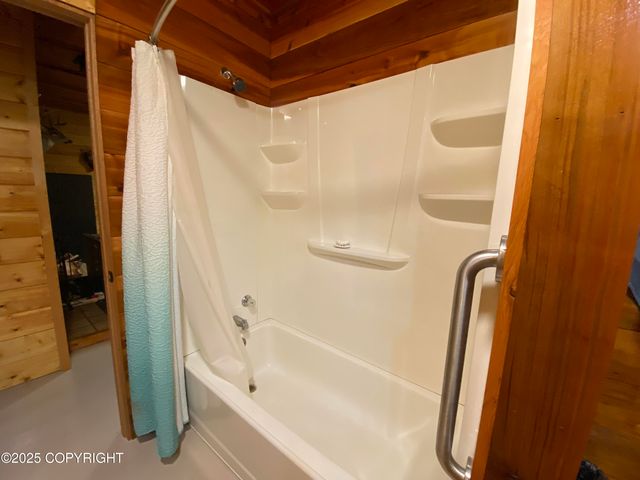 76 Alcoa Lane, Edna Bay, AK 99921