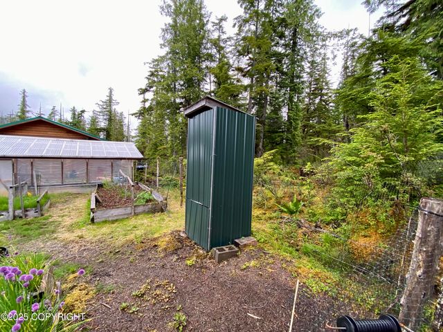 76 Alcoa Lane, Edna Bay, AK 99921