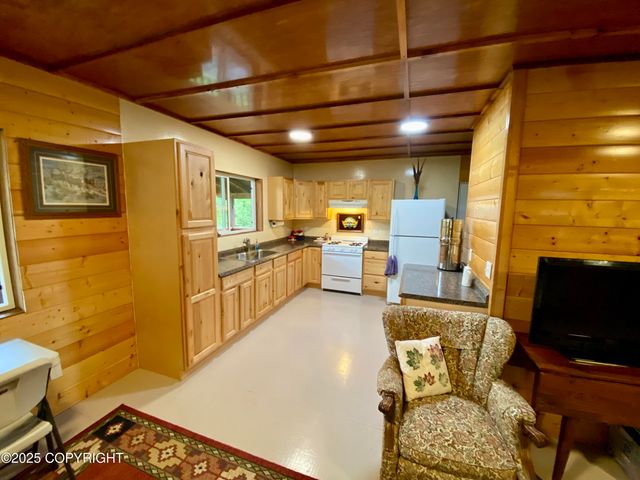 76 Alcoa Lane, Edna Bay, AK 99921