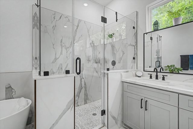 2511 Stuart Street, Houston, TX 77004