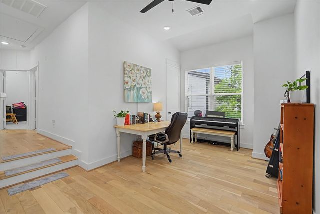2511 Stuart Street, Houston, TX 77004