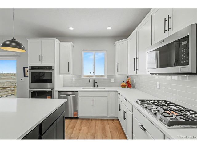 10821 Morning Hills Dr, Peyton, CO 80831