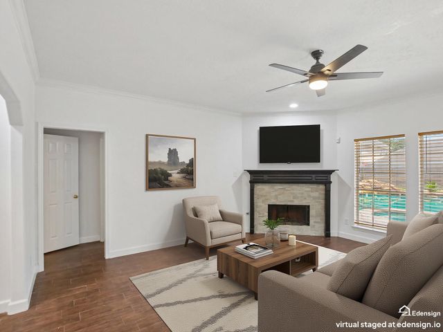 1207 Peregrine Drive, Friendswood, TX 77546