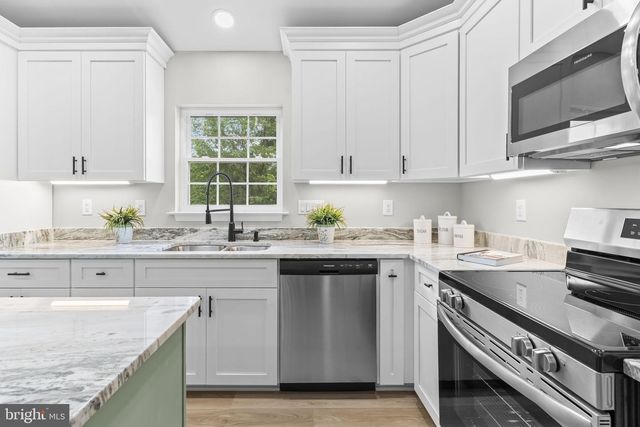 25826 S SANDGATES RD, Mechanicsville, MD 20659