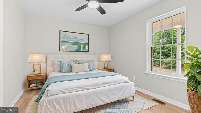 25826 S SANDGATES RD, Mechanicsville, MD 20659