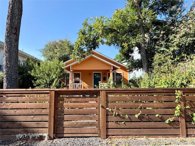 1211 E 2nd ST A, Austin, TX 78702
