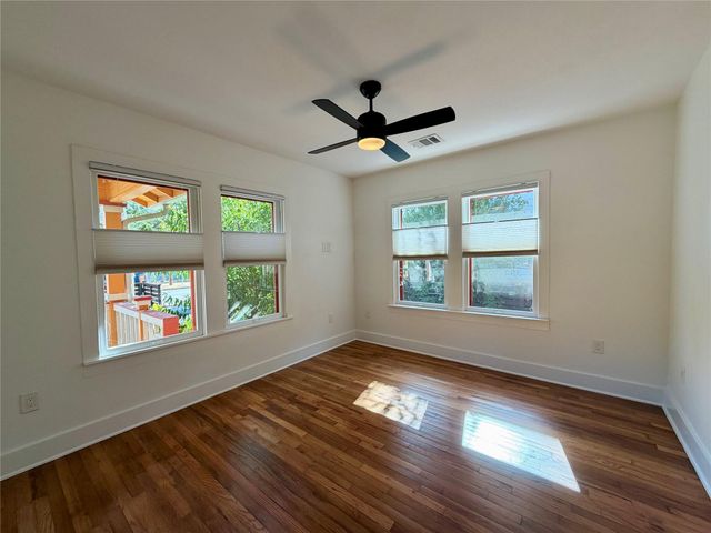 1211 E 2nd ST A, Austin, TX 78702