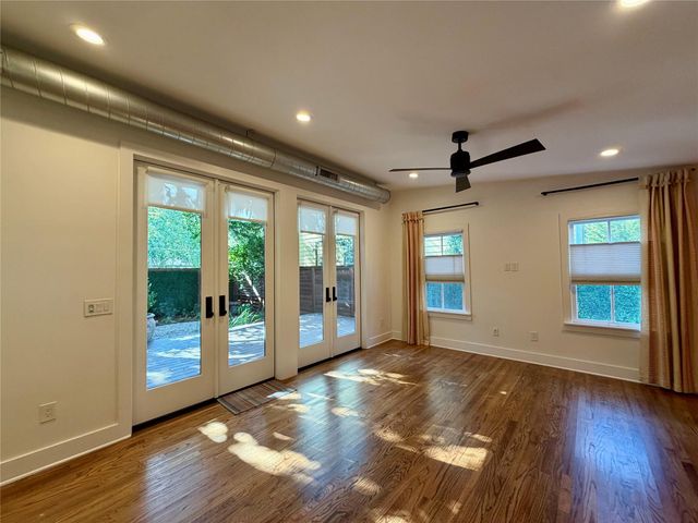 1211 E 2nd ST A, Austin, TX 78702