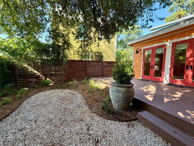 1211 E 2nd ST A, Austin, TX 78702